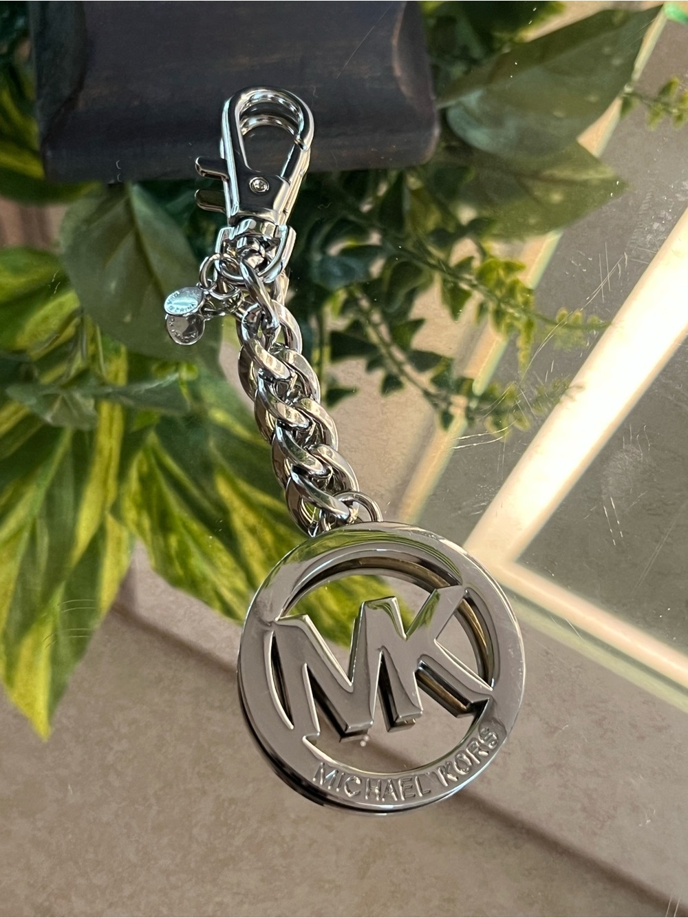 Michael Kors Signature Logo Silver Tone Key Fob Hang Charm Keychain Medallion